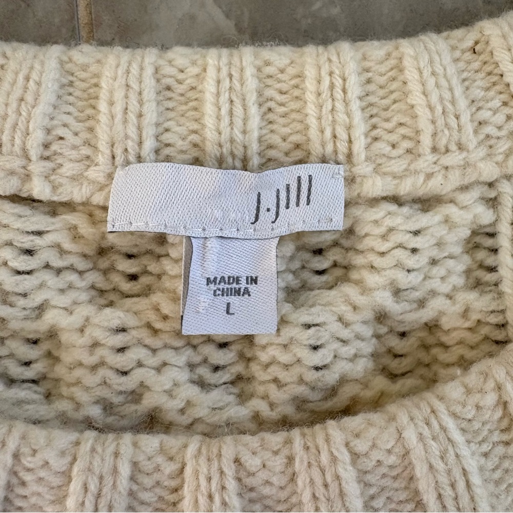 J. Jill Ivory Cream Cable Knit Lambswool Blend Fisherman Sweater Sz L Classic - Picture 3 of 10